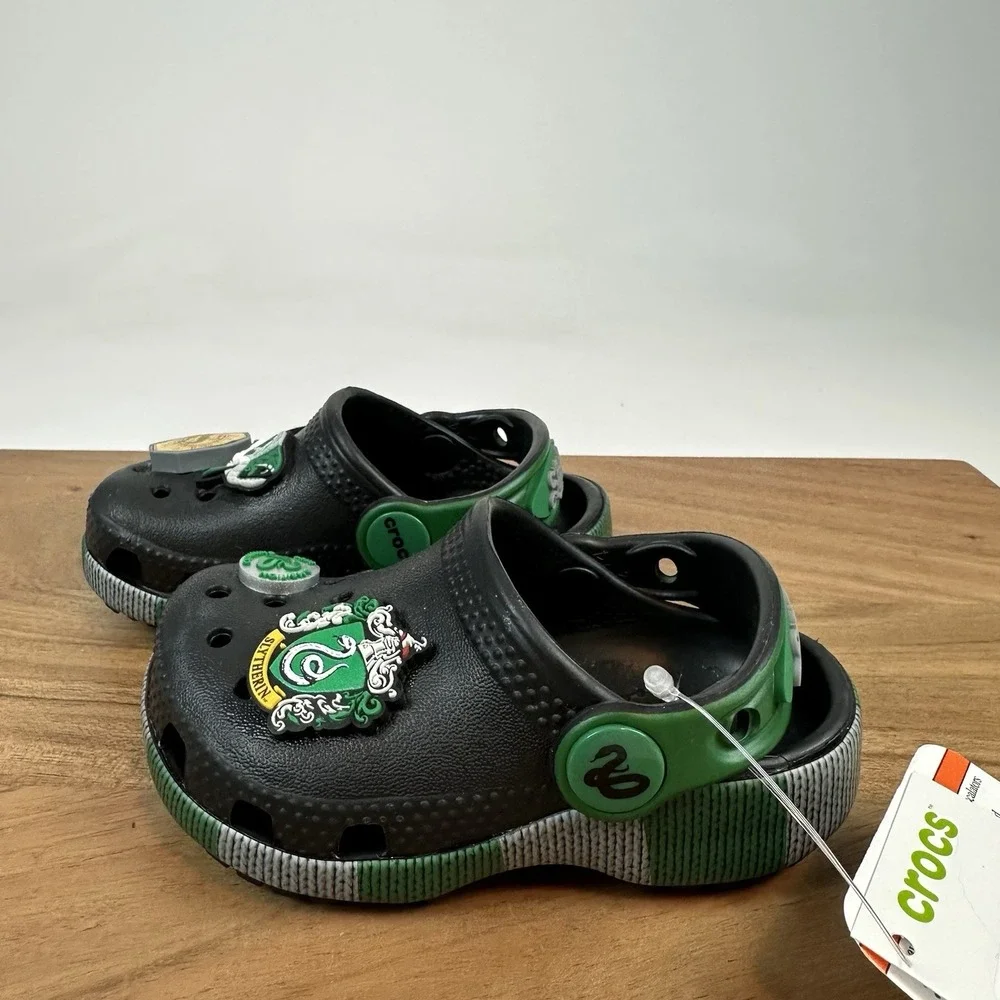New NWT‎ Little Kids Crocs Harry Potter Slytherin Clogs Shoes Size 5 C